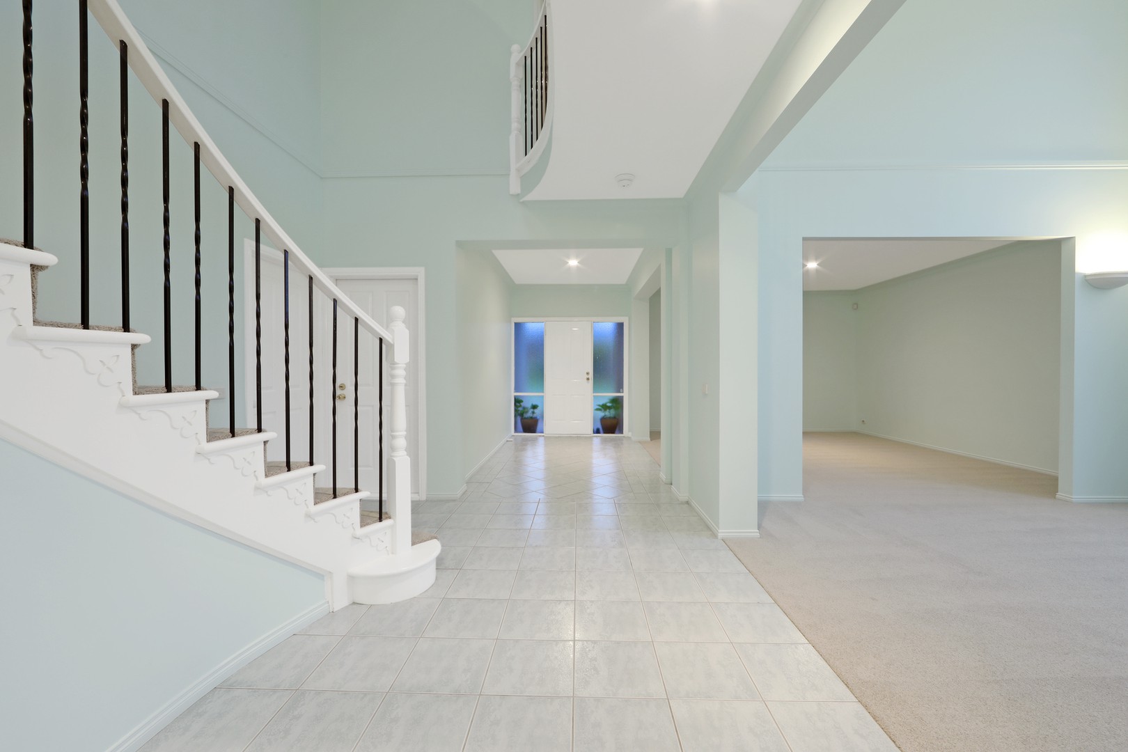 1 Somerset CourtRowville, VIC 3178, Rowville - Thumbnail 2