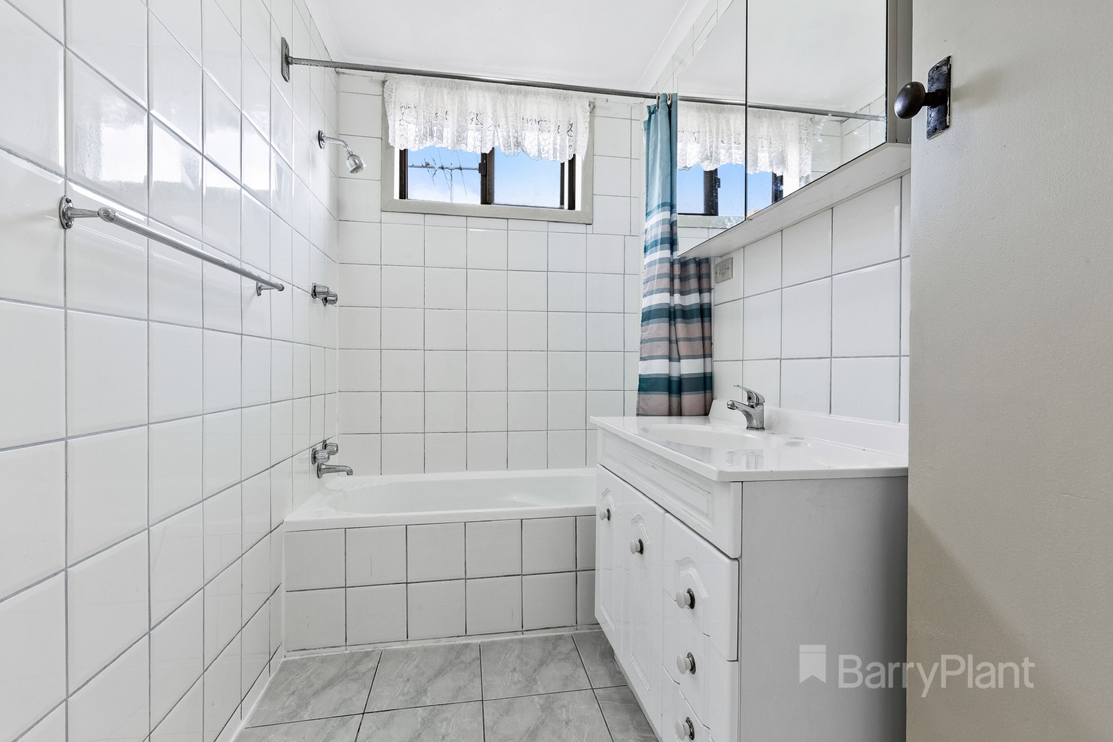 25 Oberon AvenueSt Albans, VIC 3021, St Albans - Thumbnail 8