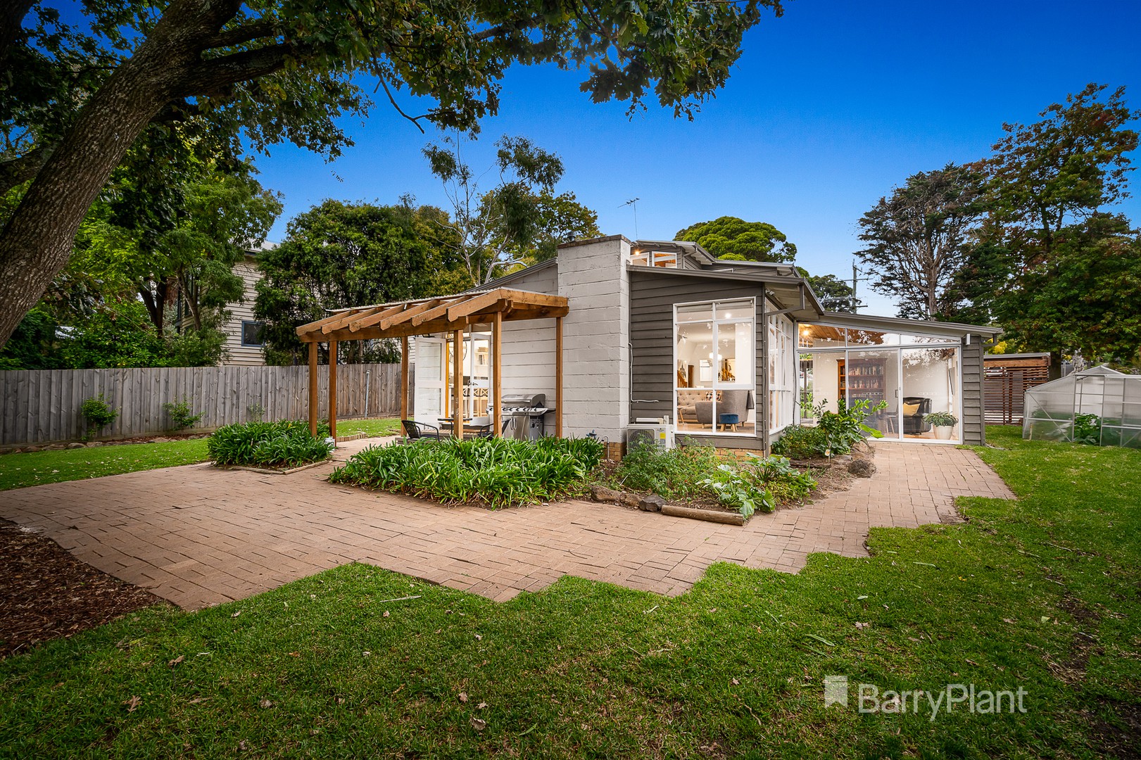 55 Burnett Street, Mitcham, VIC 3132, Mitcham - Thumbnail 2
