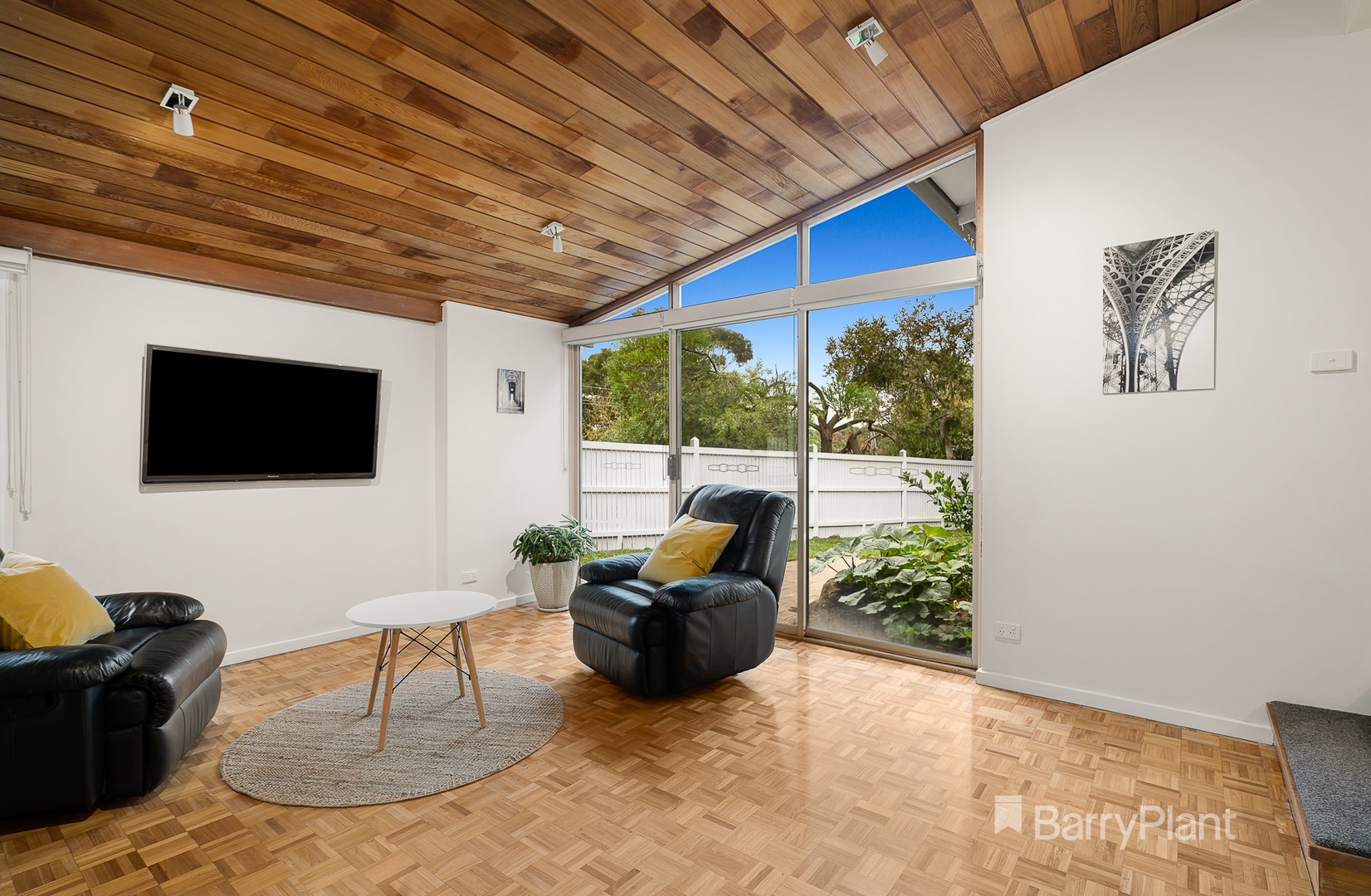 55 Burnett Street, Mitcham, VIC 3132, Mitcham - Thumbnail 4