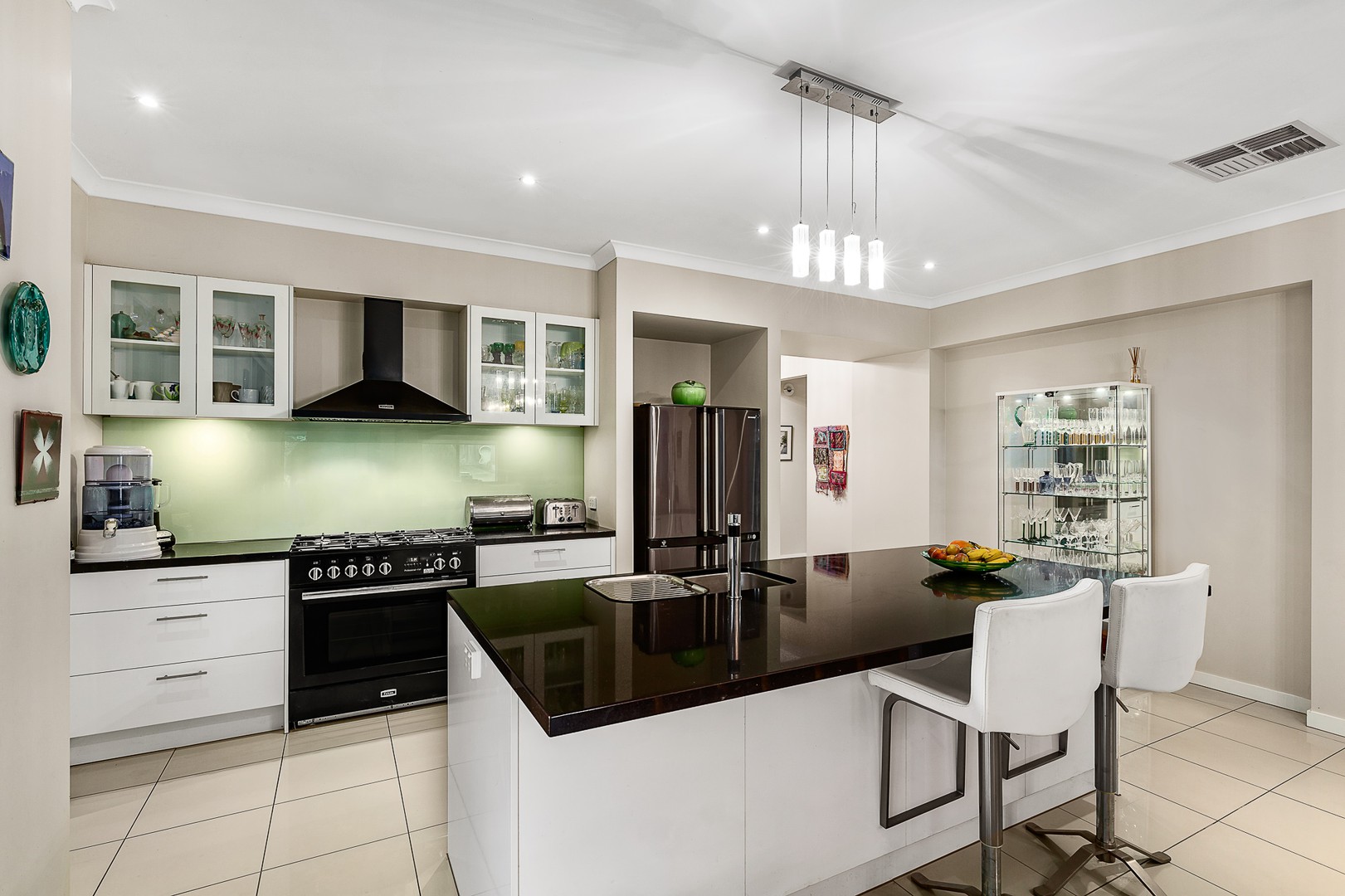 62 Aylesbury  BoulevardDoreen, VIC 3754, Doreen - Thumbnail 2