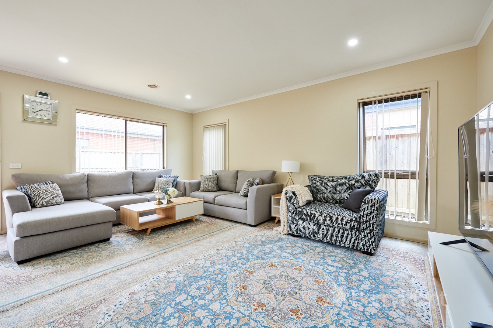 8 Dedina WalkDandenong, VIC 3175, Dandenong - Thumbnail 2