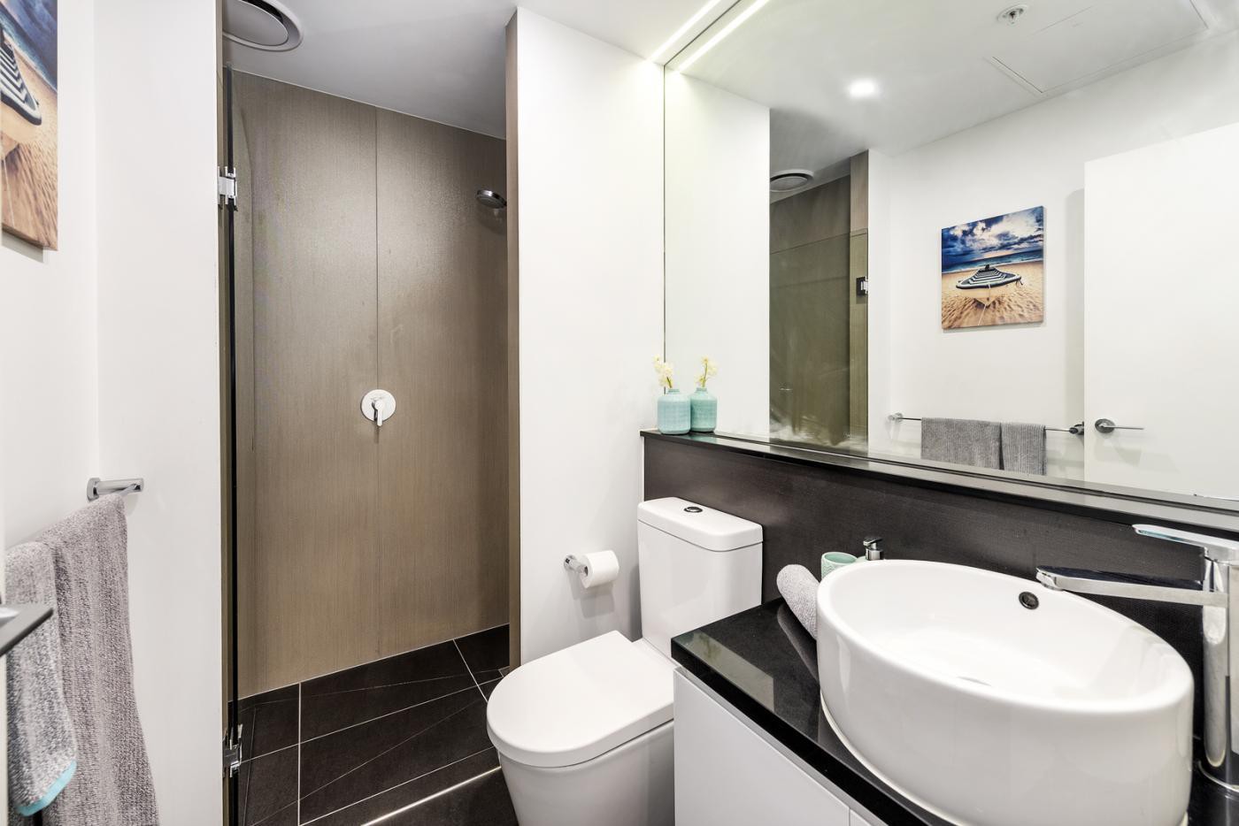 307/5 Sovereign Point Court, Doncaster, VIC 3108, Doncaster - Thumbnail 6
