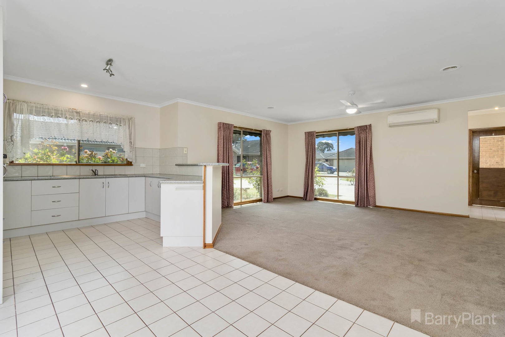 6/166 Princes HighwayPakenham, VIC 3810, Pakenham - Thumbnail 2