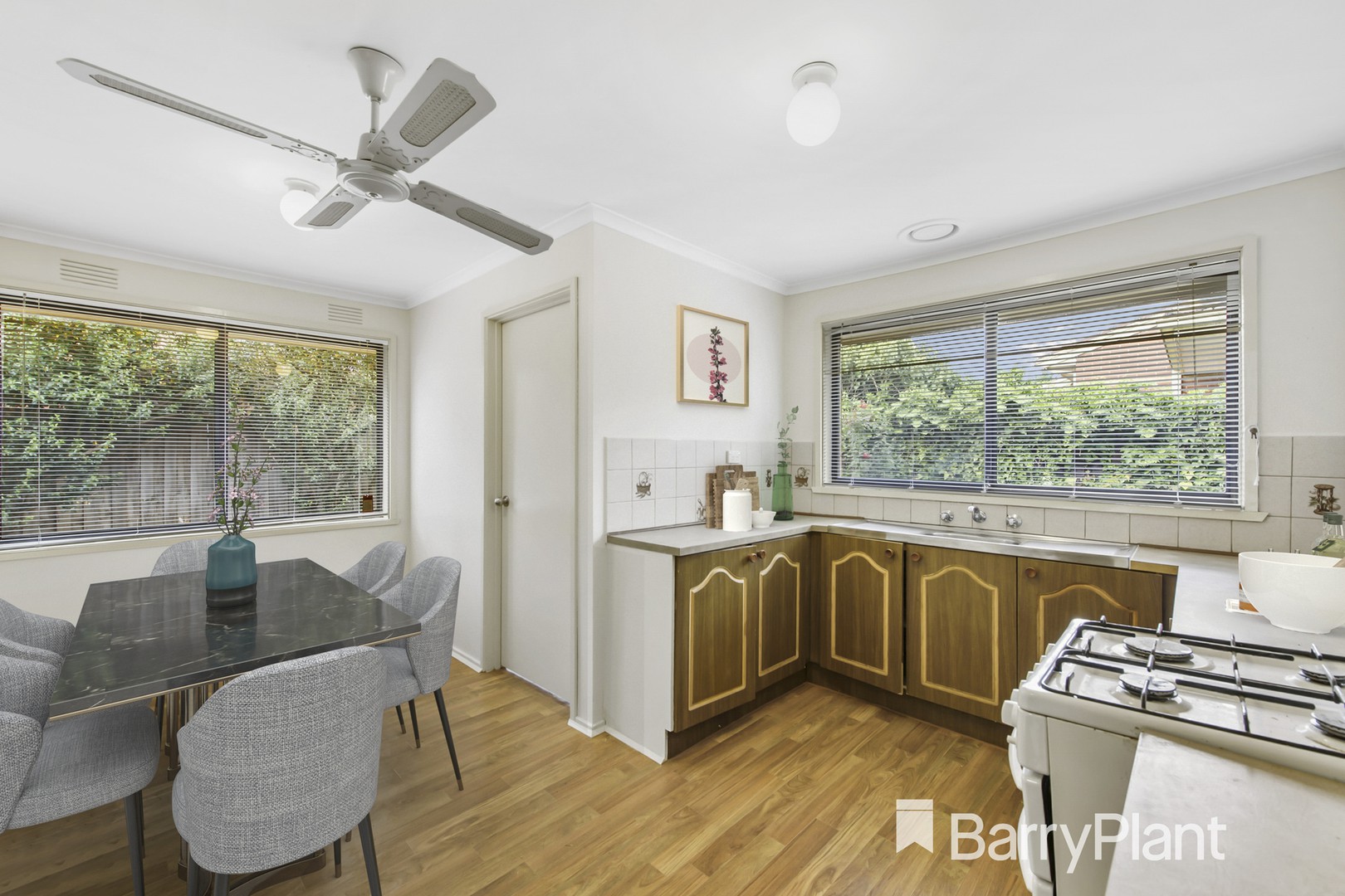 2/1 Raymond StreetMelton South, VIC 3338, Melton South - Thumbnail 4
