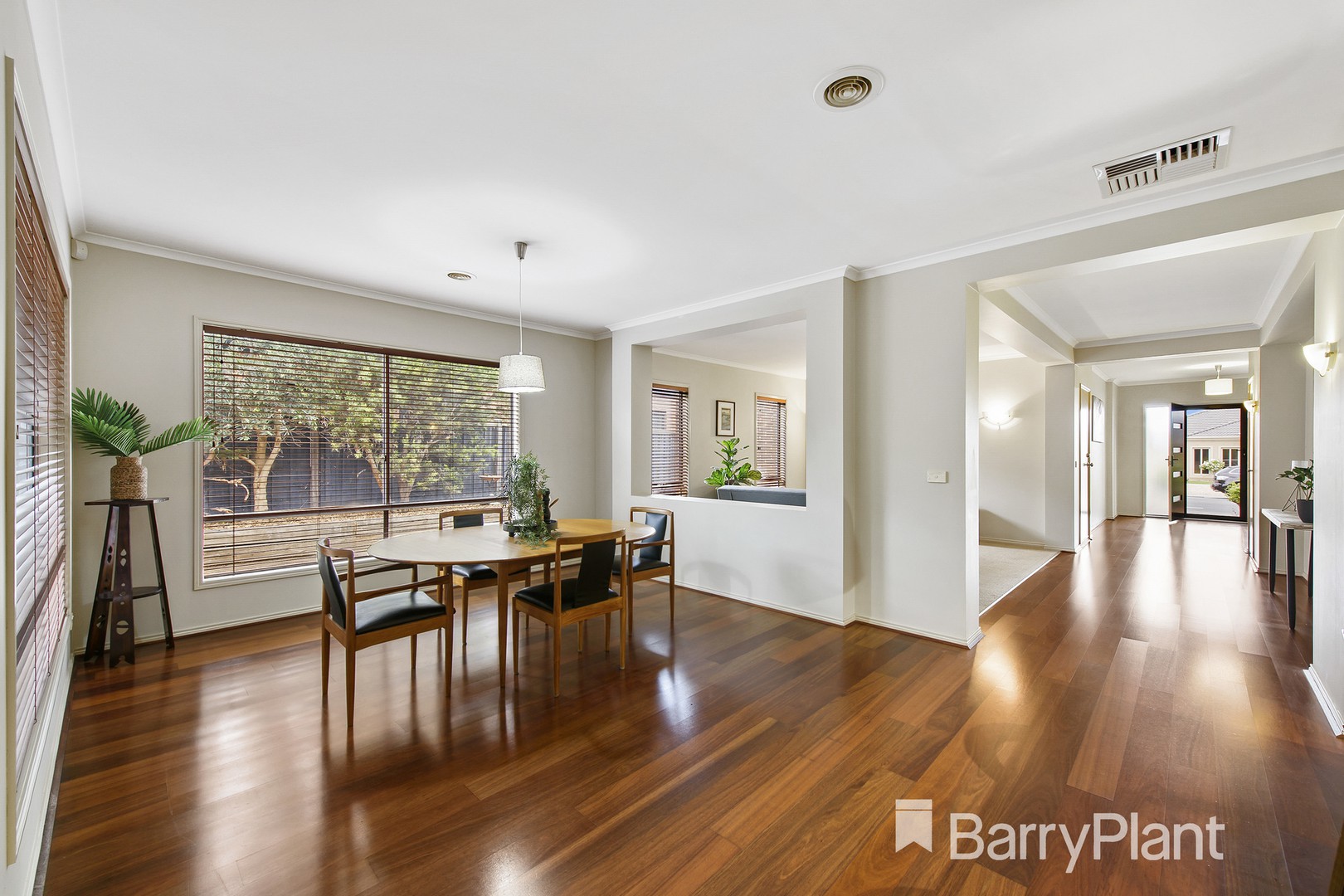 90 Inglewood DriveBurnside Heights, VIC 3023, Burnside Heights - Thumbnail 5