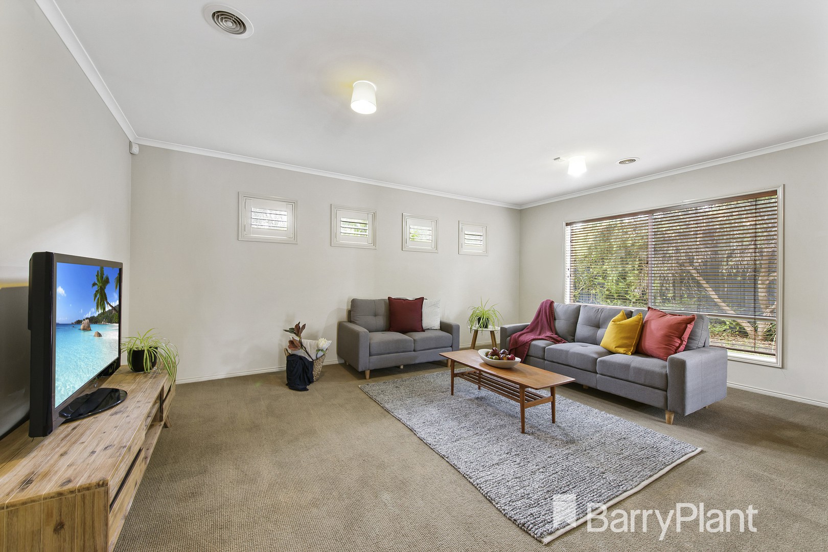 90 Inglewood DriveBurnside Heights, VIC 3023, Burnside Heights - Thumbnail 7