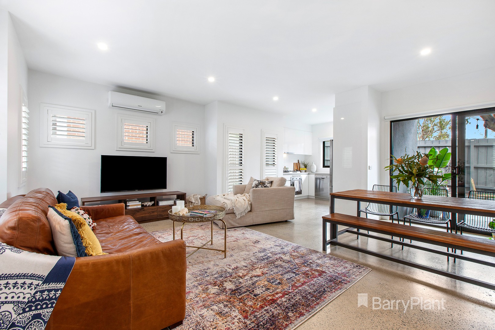 2/2 The ParkwayDiamond Creek, VIC 3089, Diamond Creek - Thumbnail 2