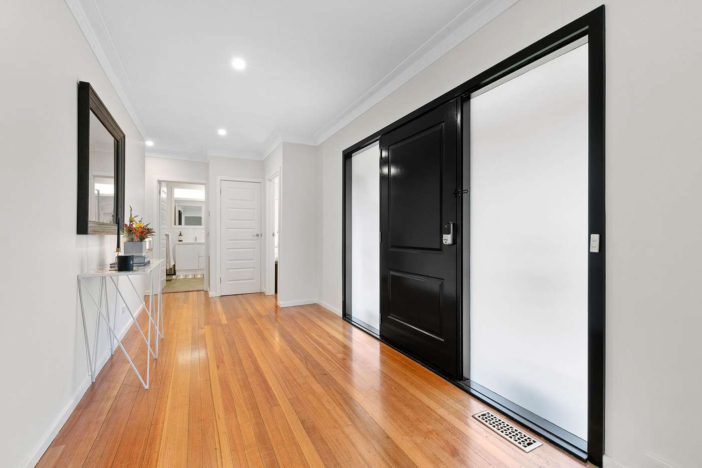 2/3 Drummond CrescentRowville, VIC 3178, Rowville - Thumbnail 7