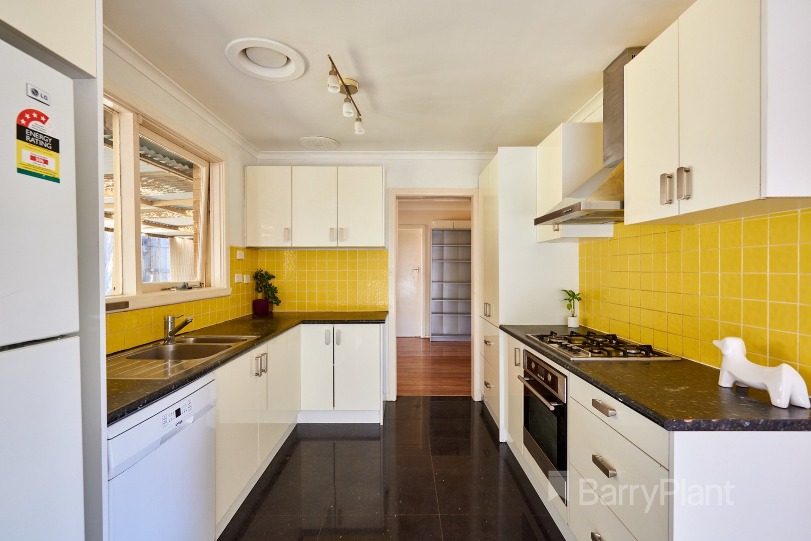 15 Alexander AvenueDandenong, VIC 3175, Dandenong - Thumbnail 2