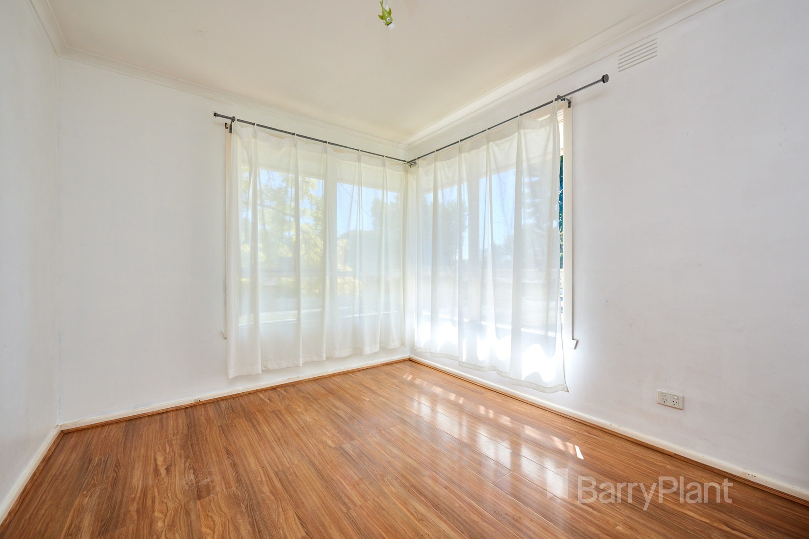 15 Alexander AvenueDandenong, VIC 3175, Dandenong - Thumbnail 6