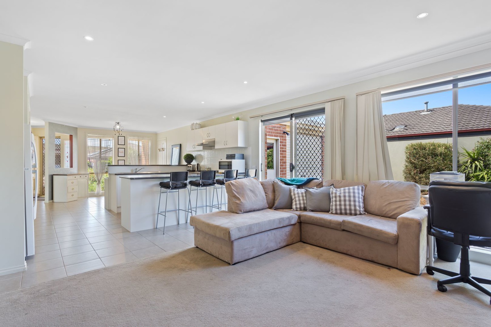 4 David StreetPakenham, VIC 3810, Pakenham - Thumbnail 4