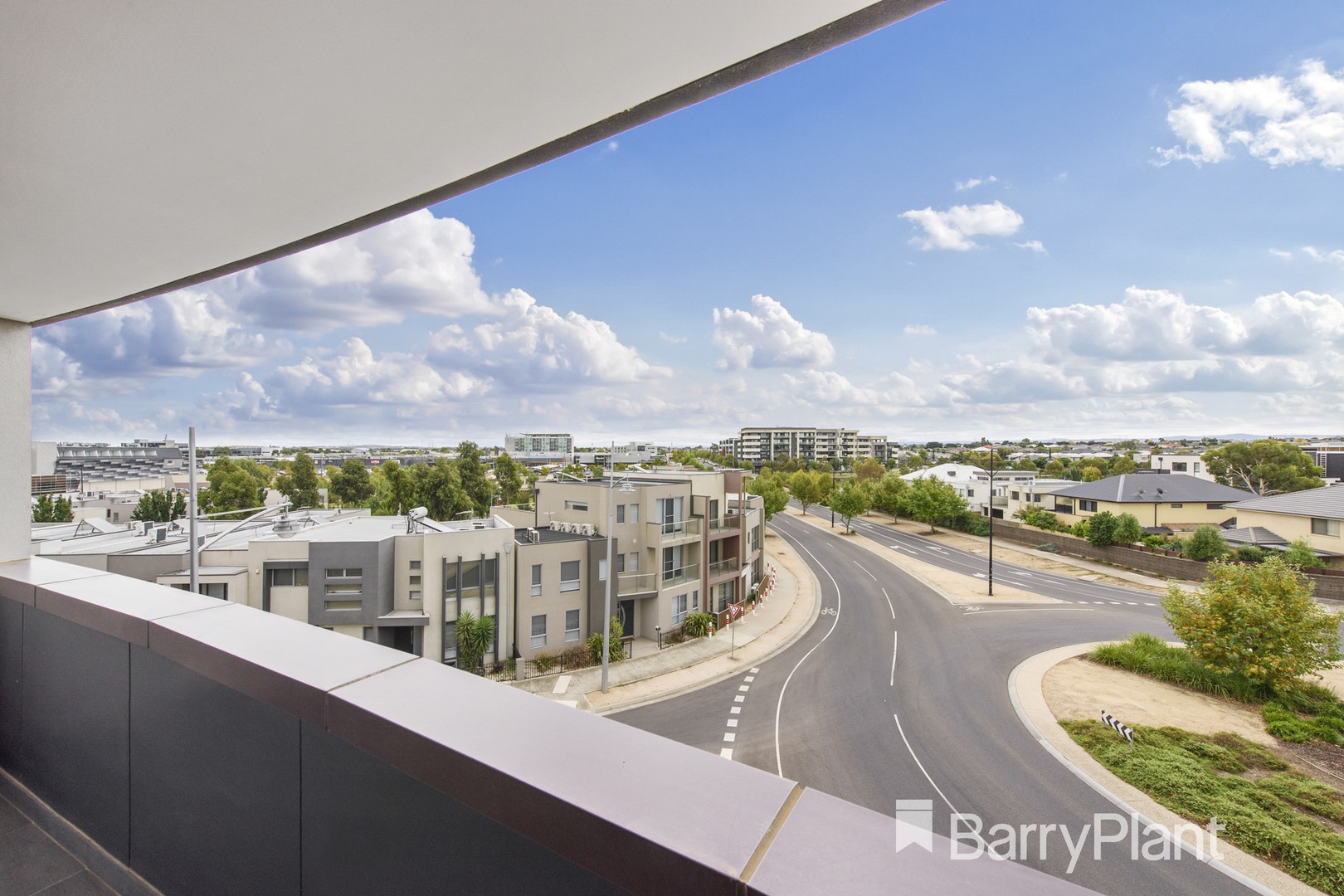 304/184 The EsplanadeCaroline Springs, VIC 3023, Caroline Springs - Thumbnail 7
