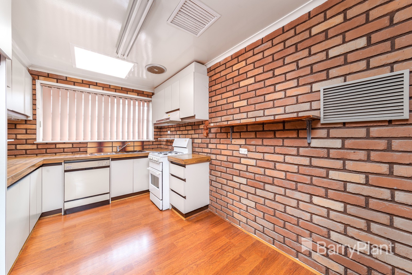 25 Lorraine CrescentJacana, VIC 3047, Jacana - Thumbnail 4