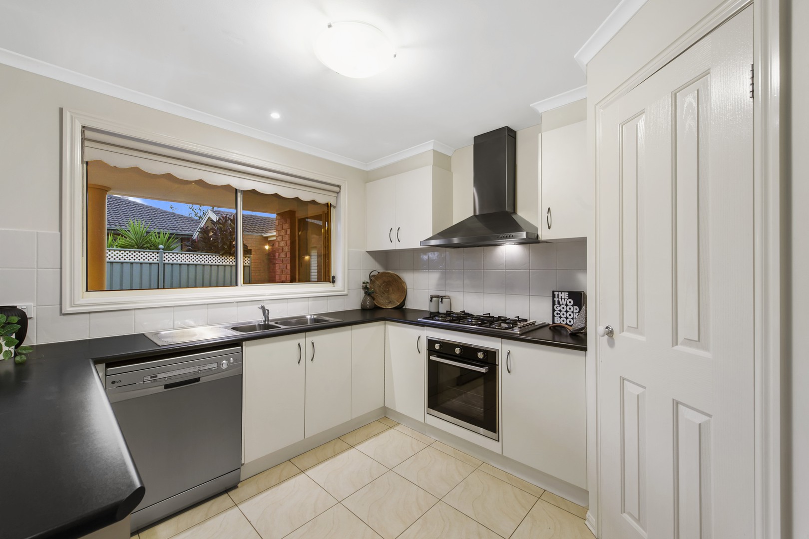 34 Cressida CrescentSydenham, VIC 3037, Sydenham - Thumbnail 7