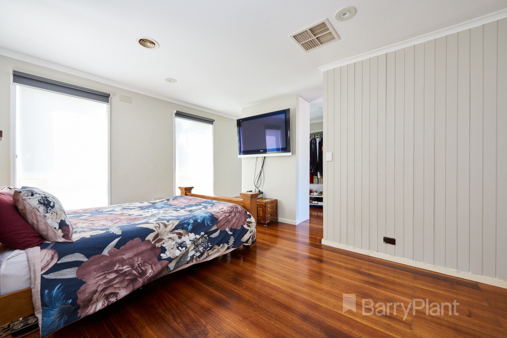 16 Cosier DriveNoble Park, VIC 3174, Noble Park - Thumbnail 4