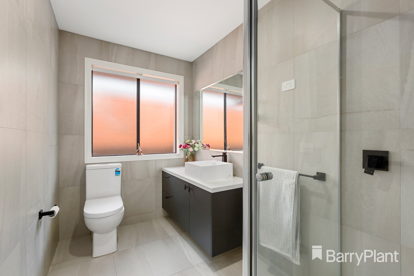 2/3 Ascot CourtGlen Waverley, VIC 3150, Glen Waverley - Thumbnail 7