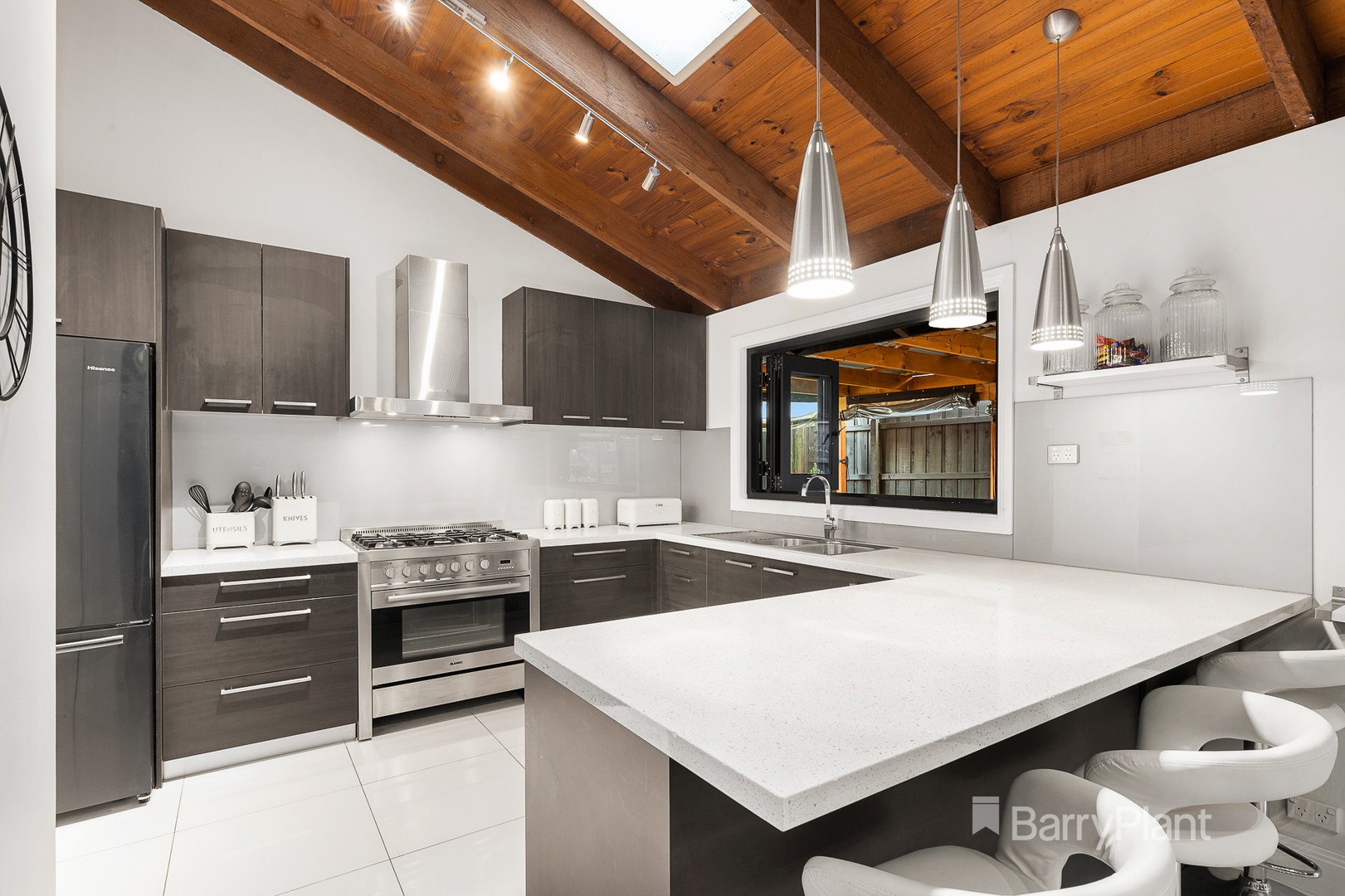 130 Arthur StreetEltham, VIC 3095, Eltham - Thumbnail 2