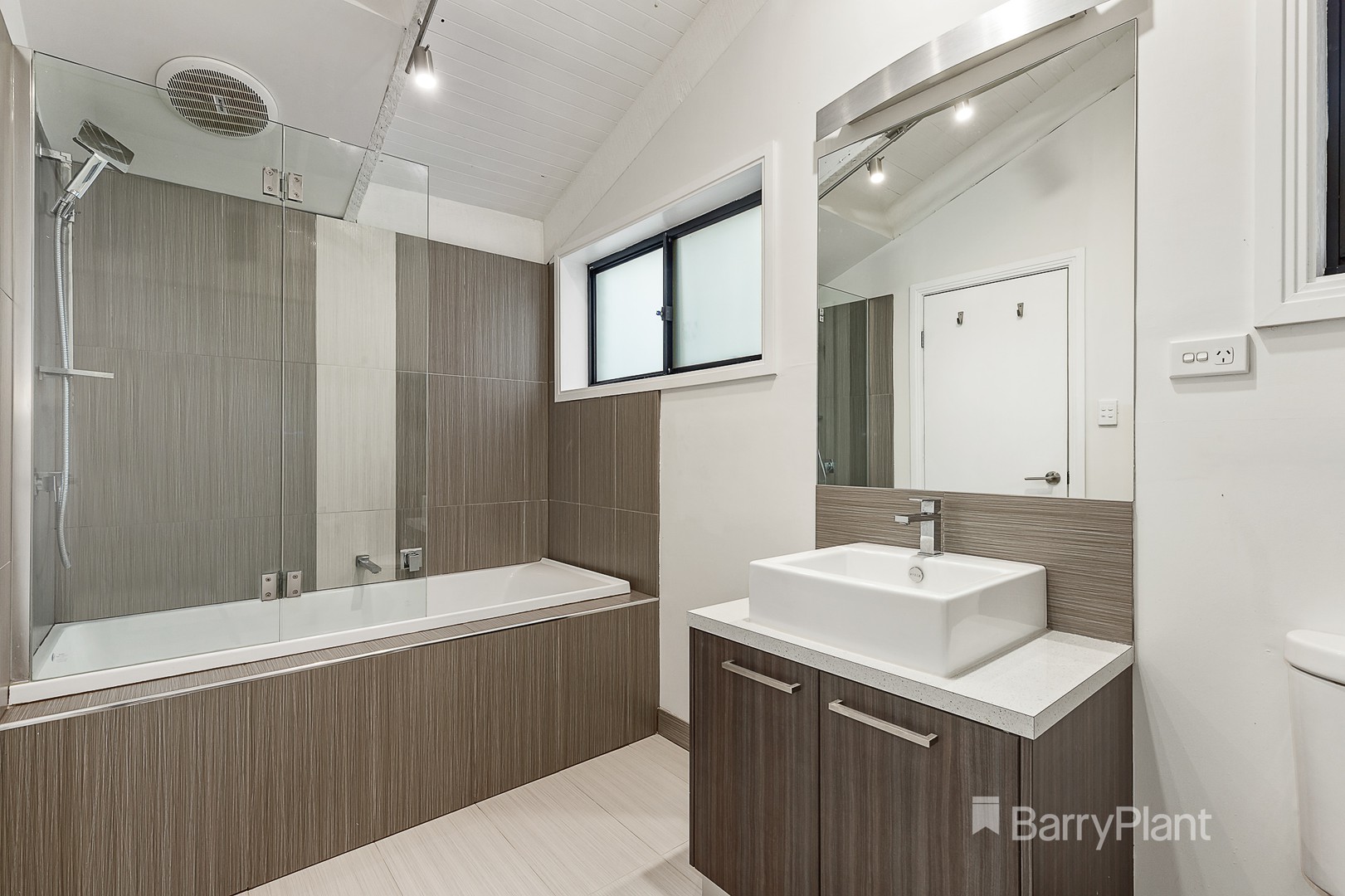 130 Arthur StreetEltham, VIC 3095, Eltham - Thumbnail 6