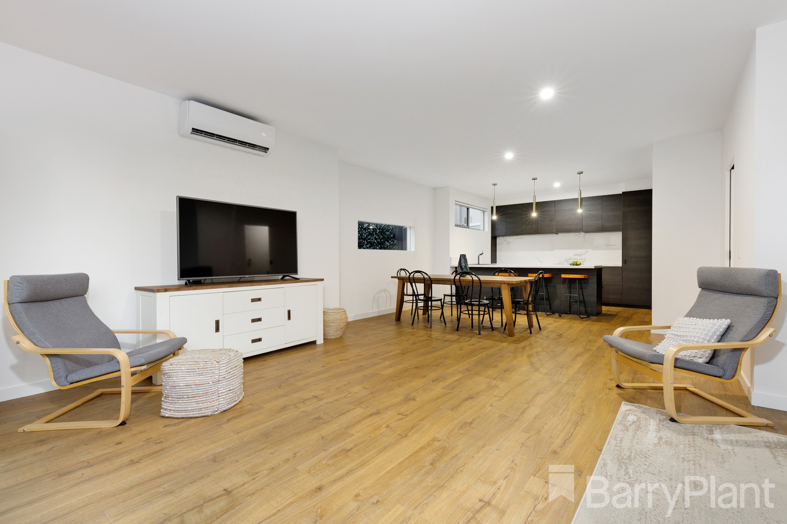 2A May CourtBundoora, VIC 3083, Bundoora - Thumbnail 4