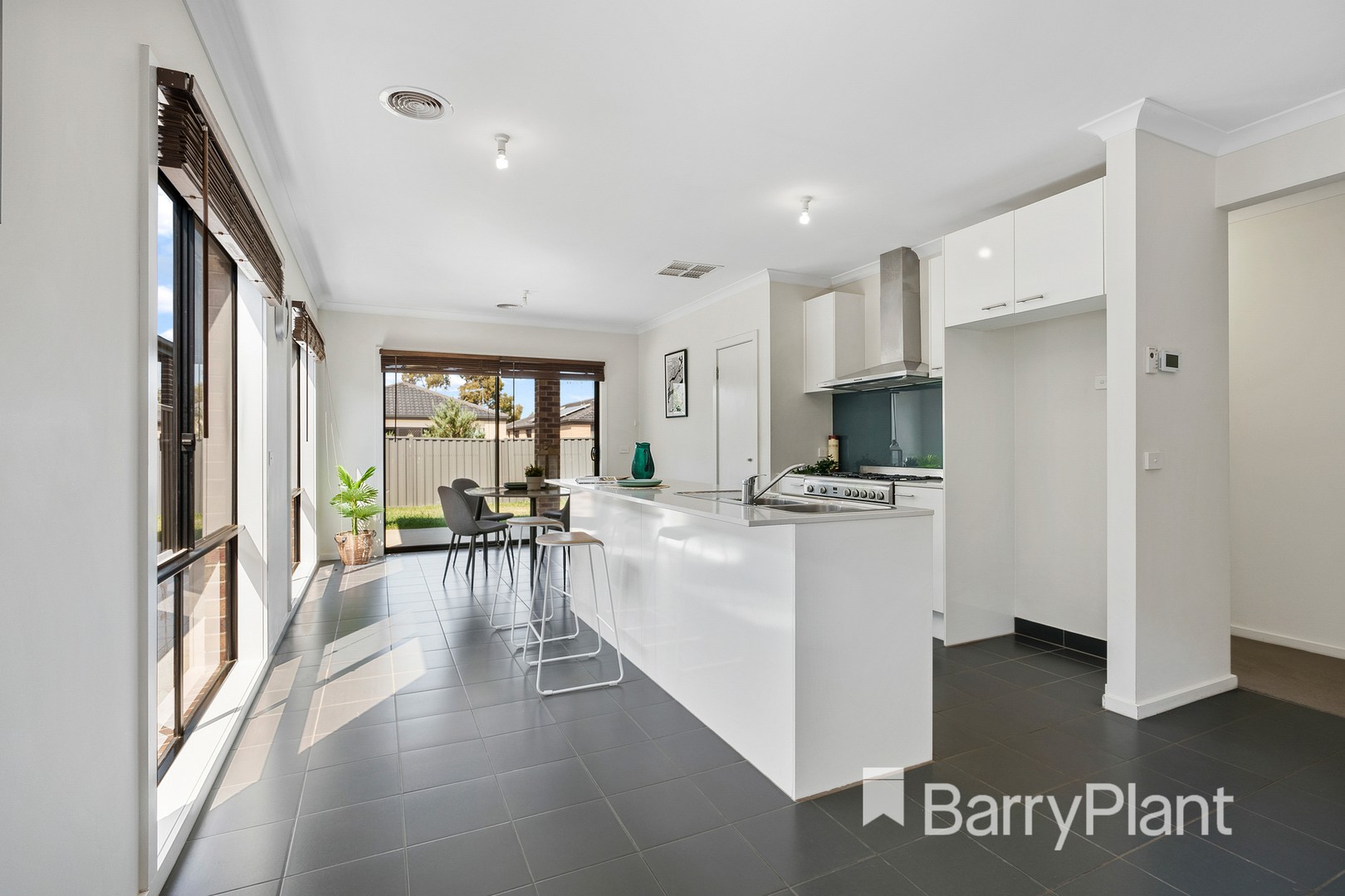 1242 Ison RoadManor Lakes, VIC 3024, Manor Lakes - Thumbnail 3