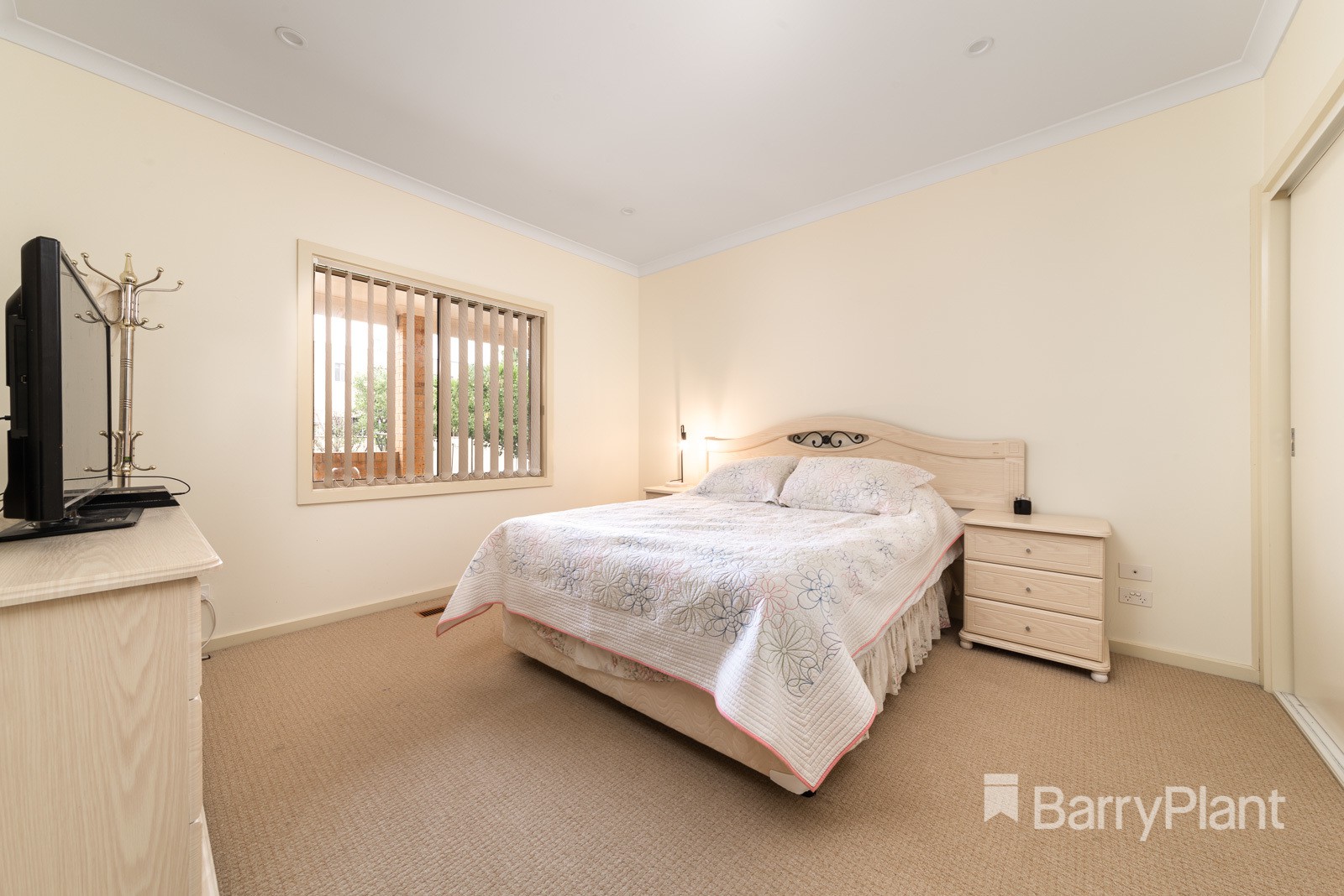3 Bickerton WayRoxburgh Park, VIC 3064, Roxburgh Park - Thumbnail 8
