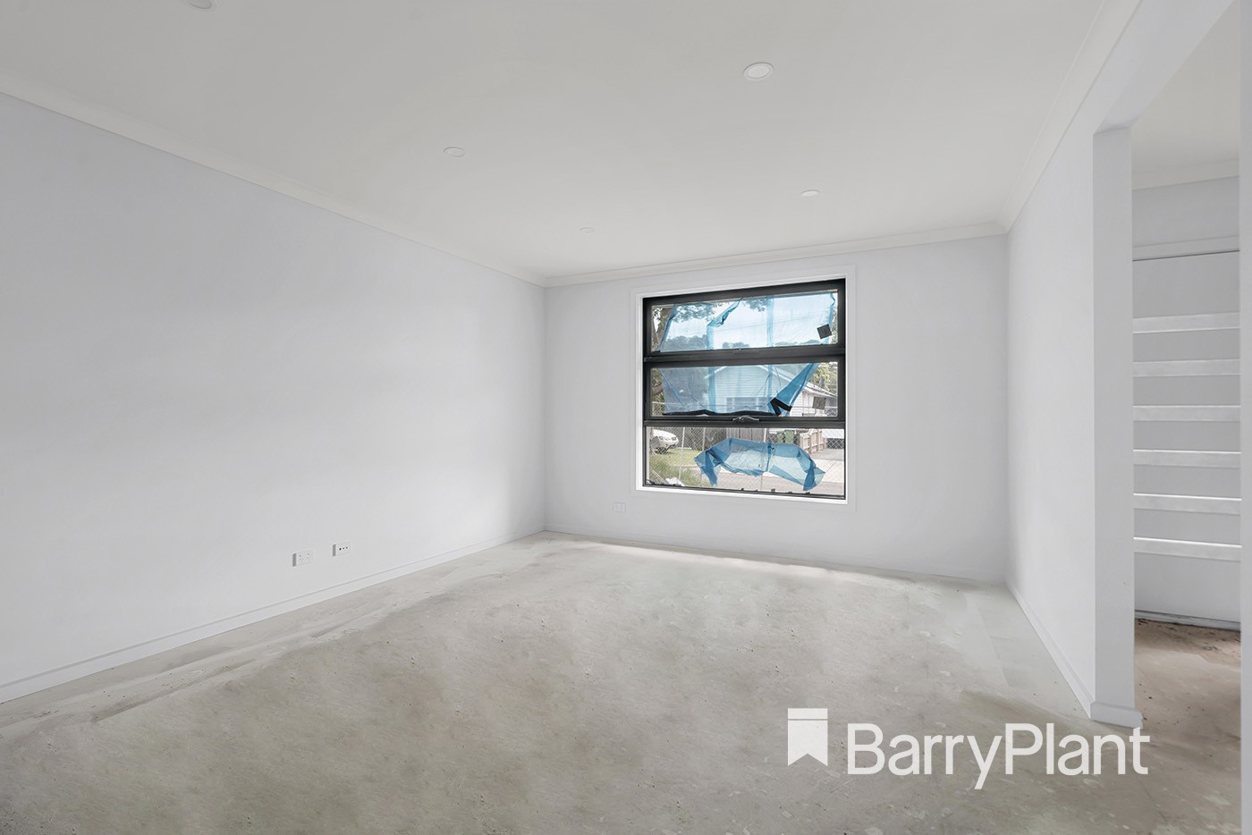 2/2-4 Arthur PlaceCroydon, VIC 3136, Croydon - Thumbnail 3