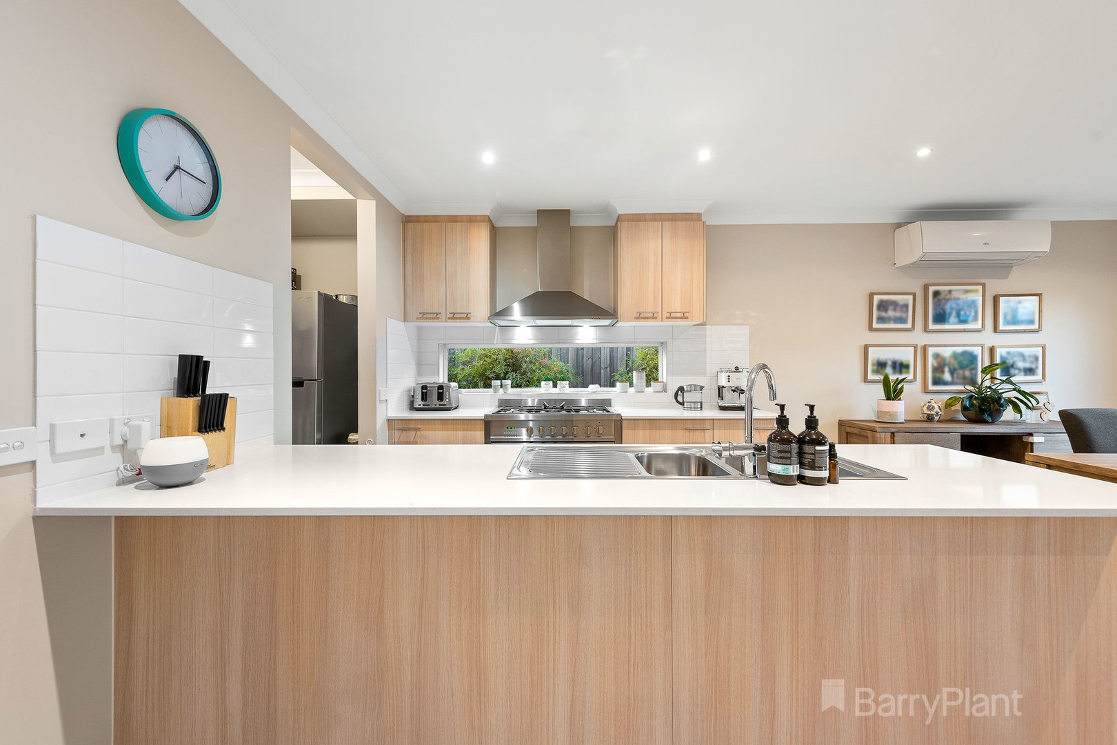 13 Ascot Park DrivePakenham, VIC 3810, Pakenham - Thumbnail 4