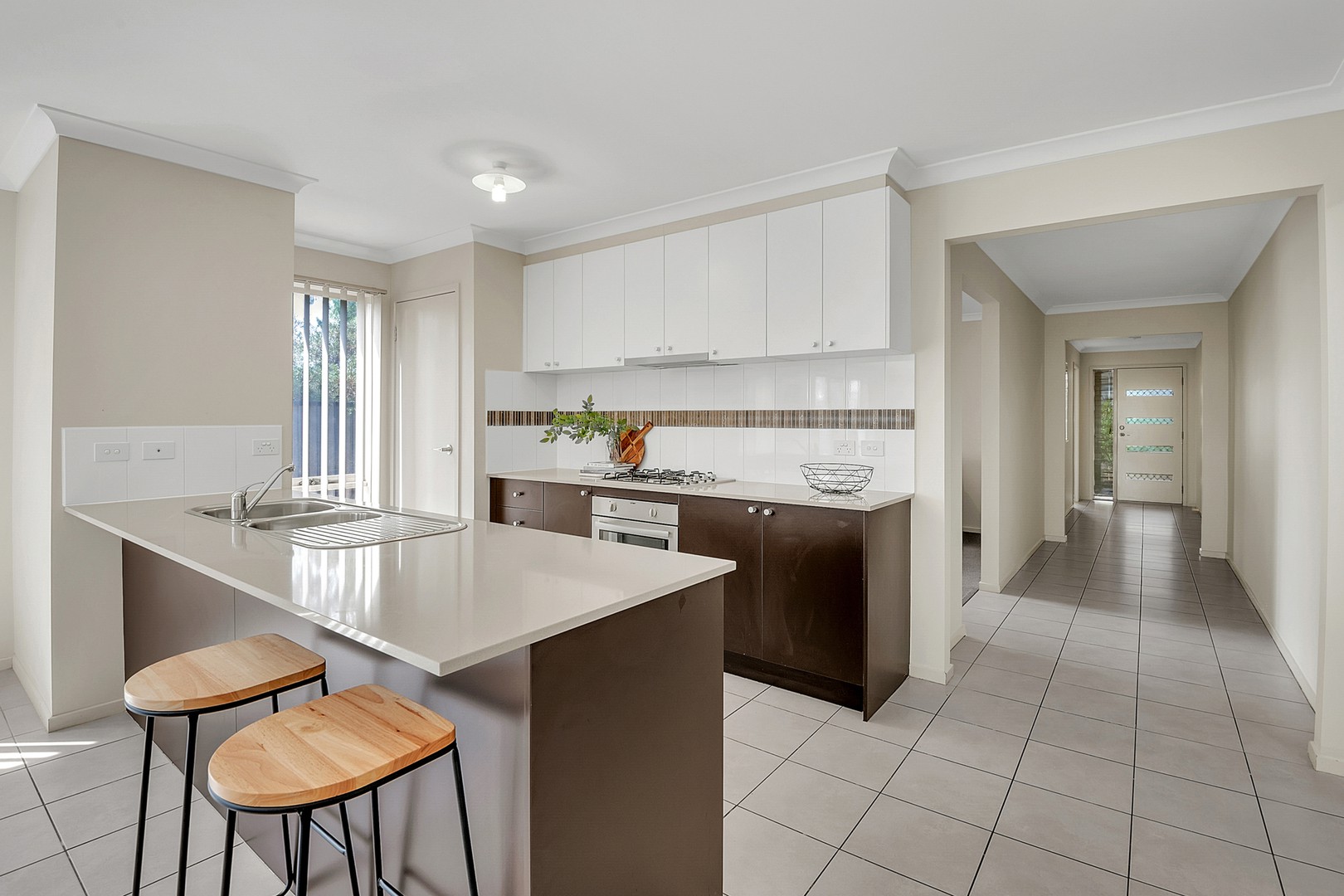 39 Mareeba Way, Craigieburn, VIC 3064 - Thumbnail 1 - 19/03/2021