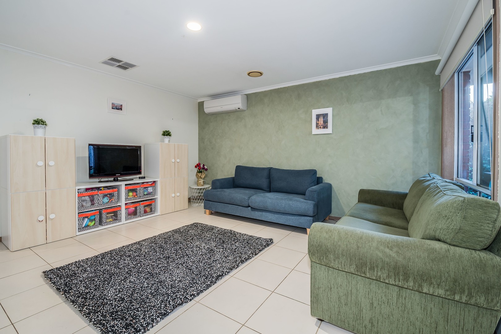 7 Roger CourtRowville, VIC 3178, Rowville - Thumbnail 4