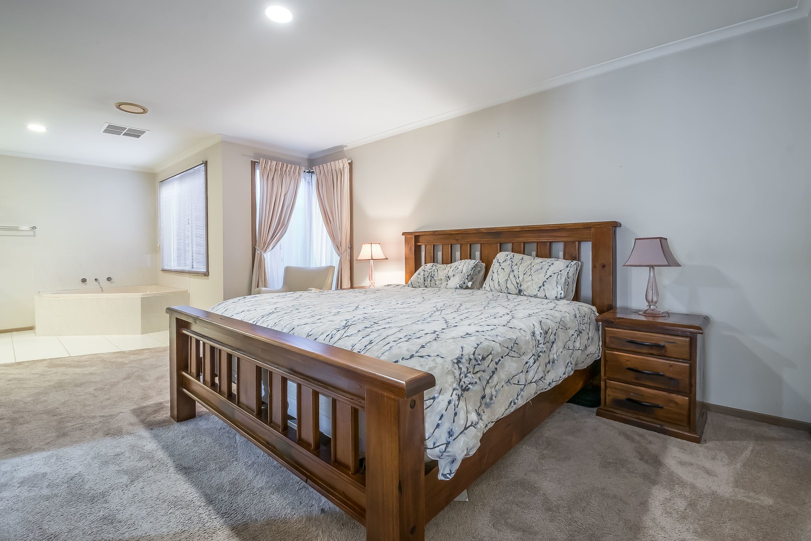 7 Roger CourtRowville, VIC 3178, Rowville - Thumbnail 7