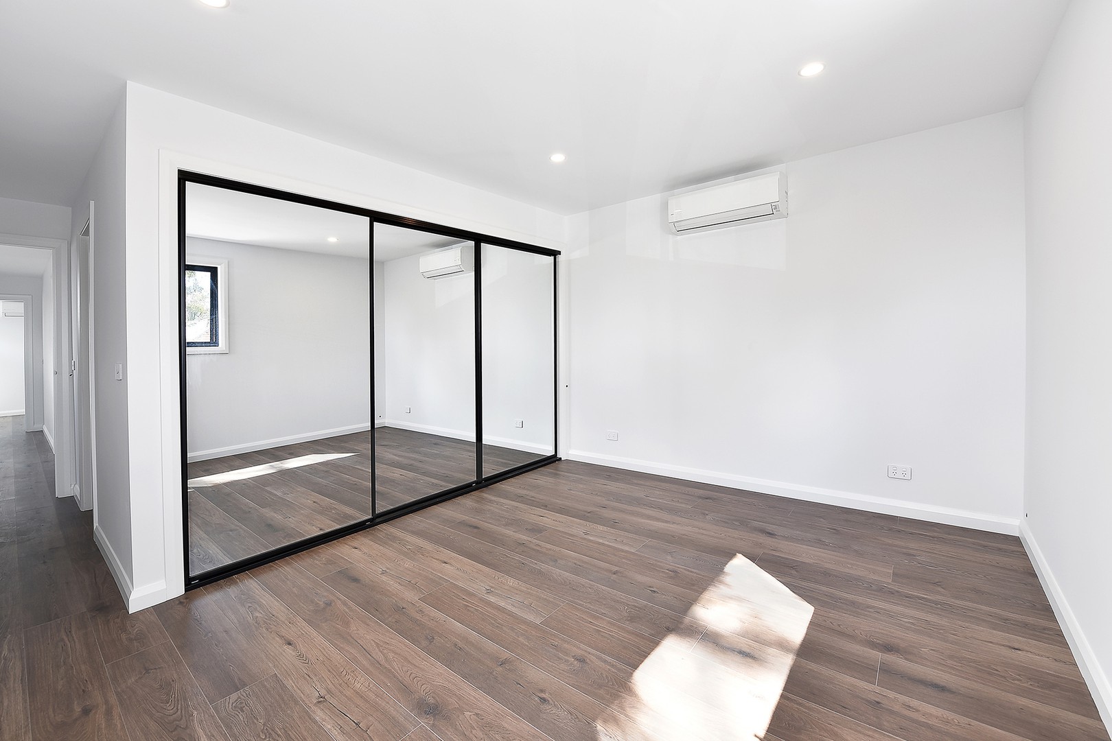1/27 Lynch Road, Fawkner, VIC 3060 - Thumbnail 2 - 19/03/2021