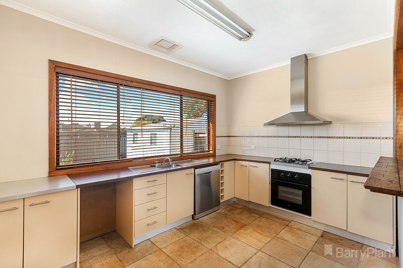 94-96 Powlett StreetKilmore, VIC 3764, Kilmore - Thumbnail 4
