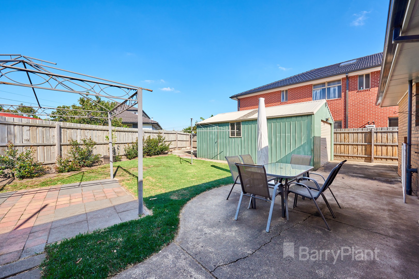 16 Walnut CrescentNoble Park, VIC 3174, Noble Park - Thumbnail 8