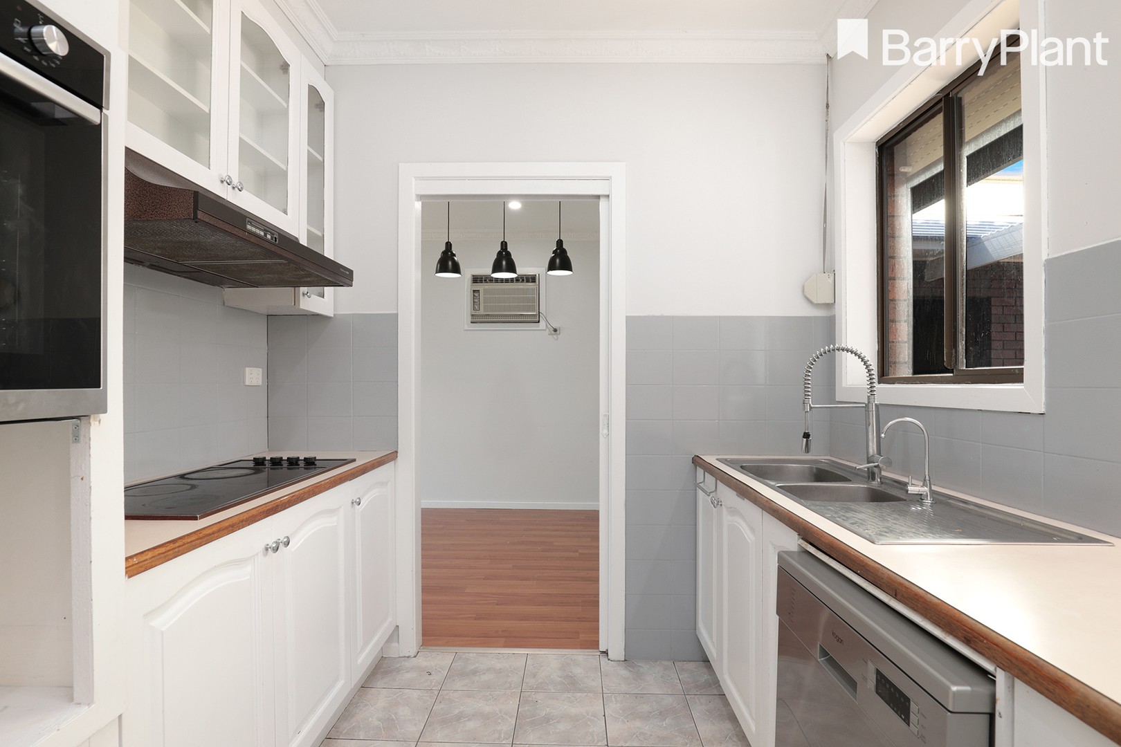 47 Seabrook Boulevard, Seabrook, VIC 3028 - Thumbnail 2 - 19/03/2021