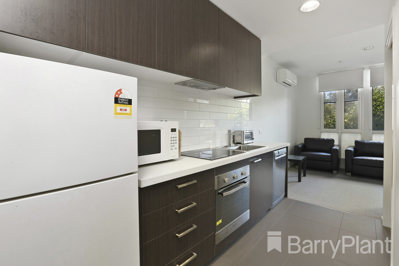 18/20 Ficinia MewsHighton, VIC 3216, Highton - Thumbnail 2