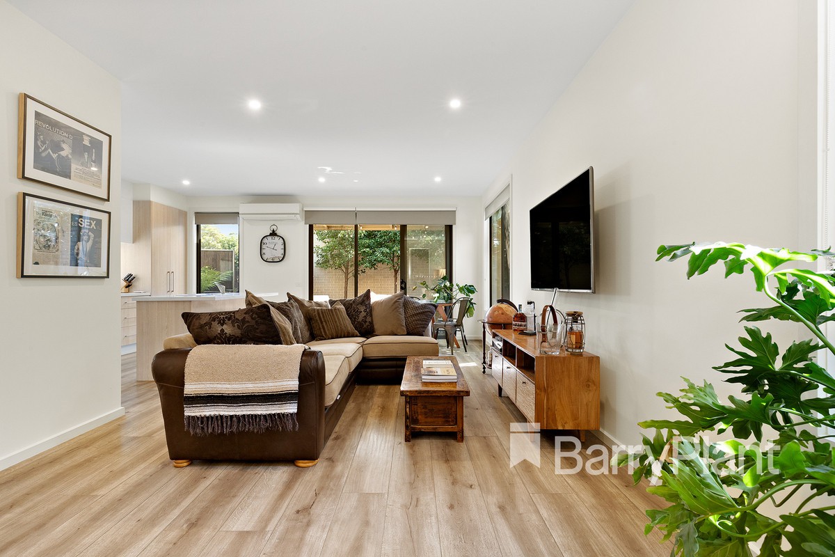 1/205 Dromana ParadeSafety Beach, VIC 3936, Safety Beach - Thumbnail 2