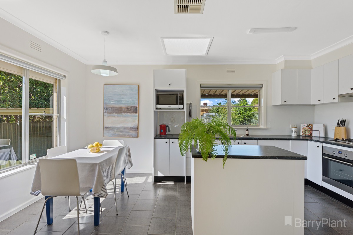 81 Lockwood RoadKangaroo Flat, VIC 3555, Kangaroo Flat - Thumbnail 2