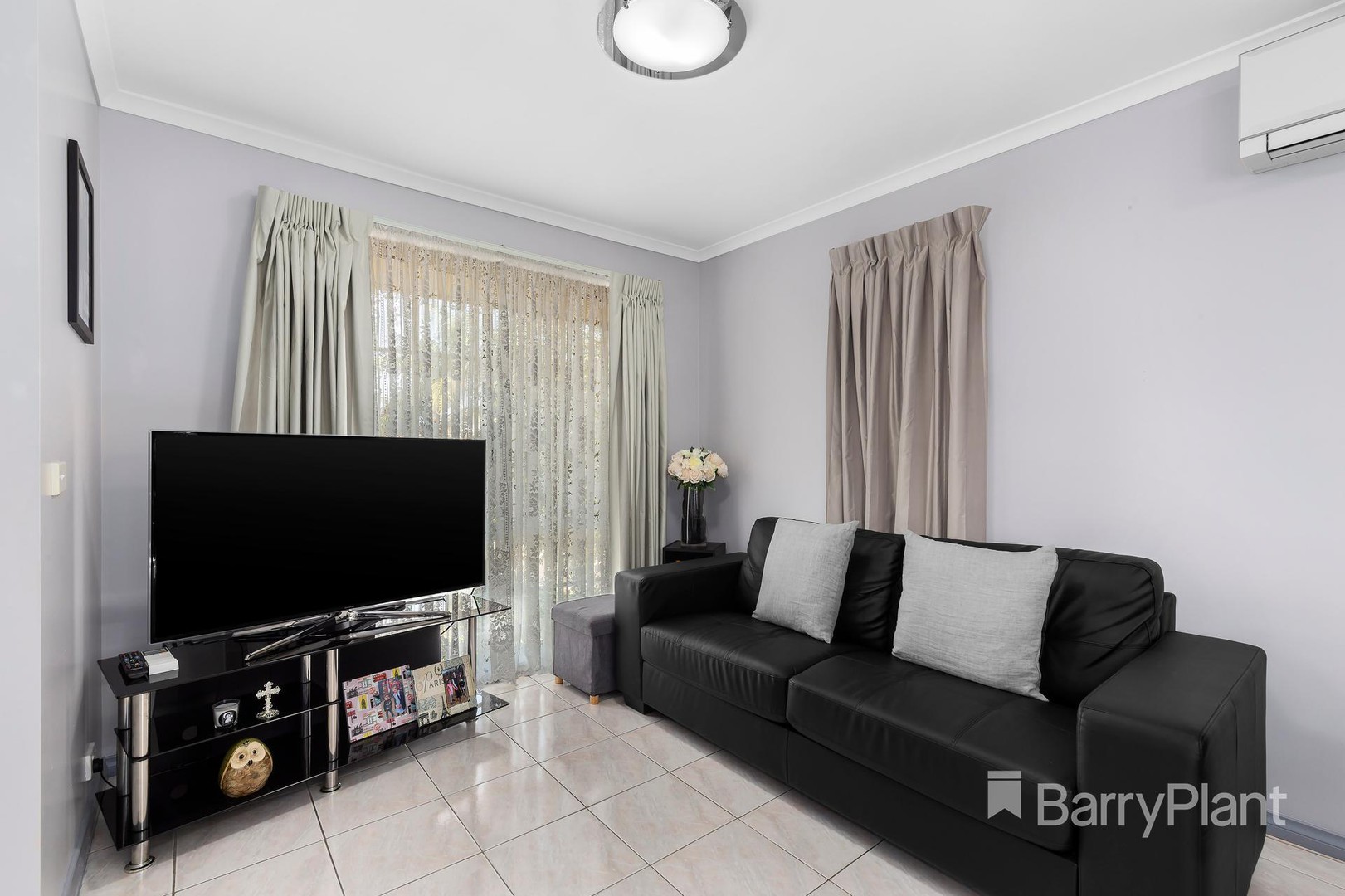 33 Dunlop CrescentMill Park, VIC 3082, Mill Park - Thumbnail 7