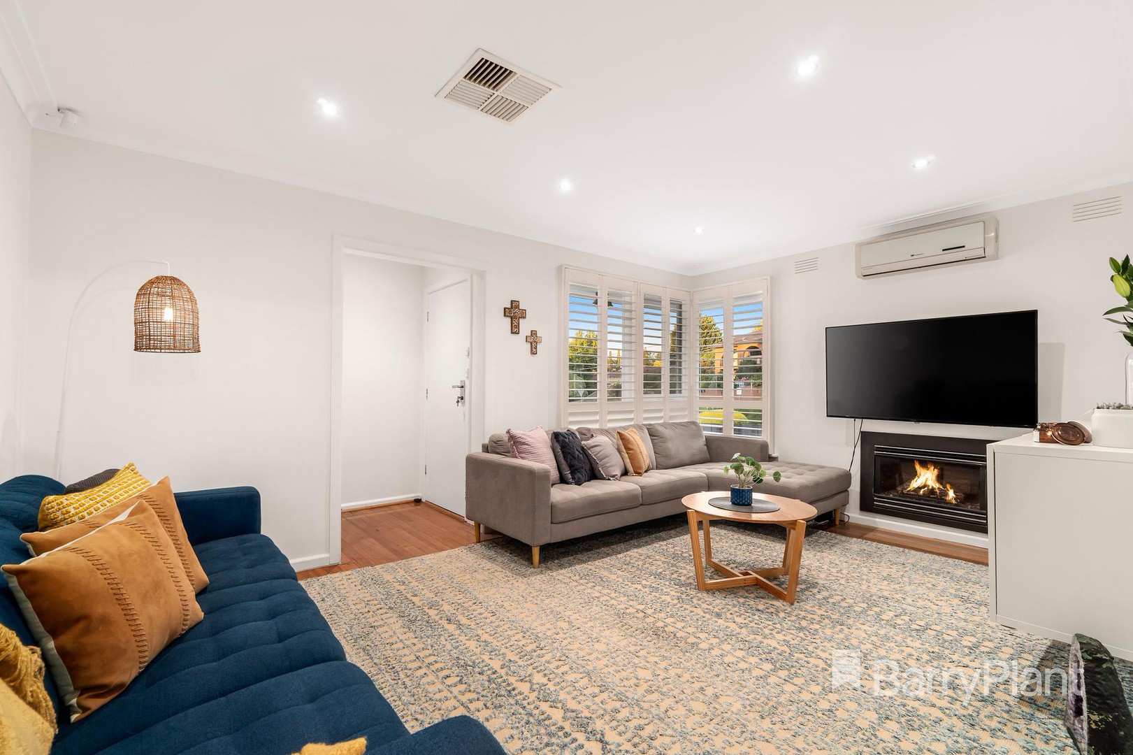 190 Cameron ParadeWatsonia North, VIC 3087, Watsonia North - Thumbnail 2