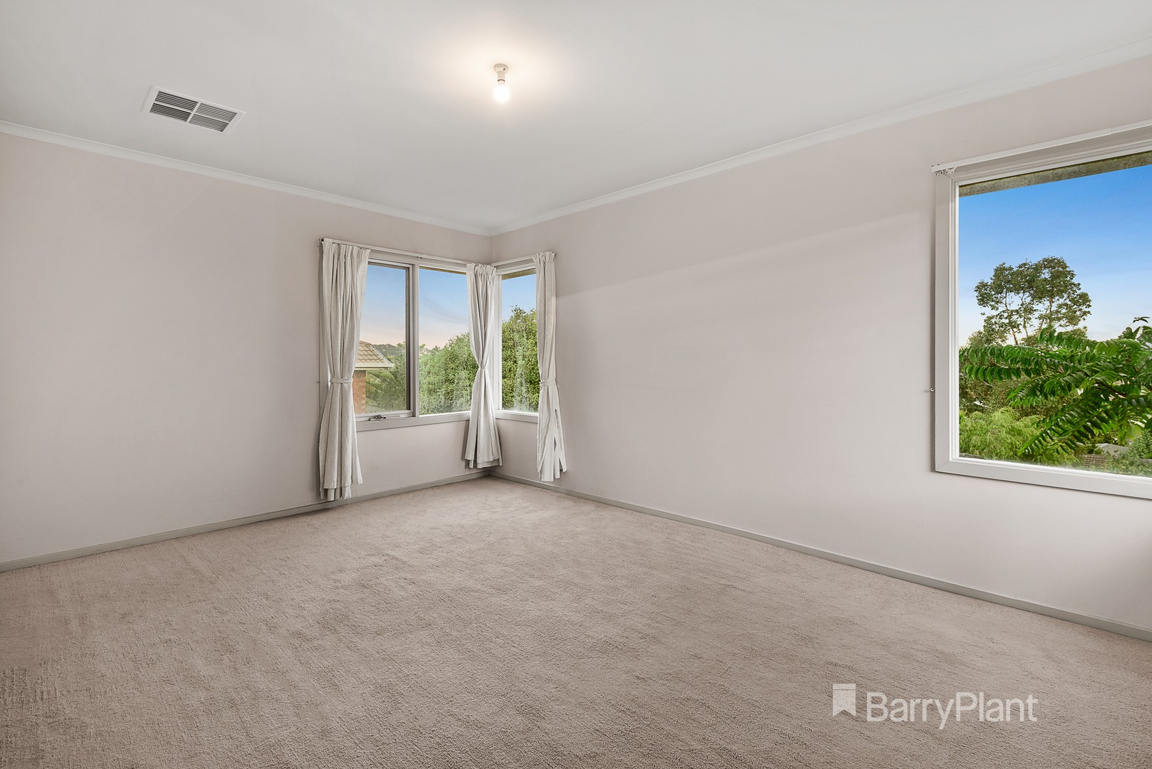 37 Guildford Drive, Doncaster East, VIC 3109, Doncaster East - Thumbnail 7