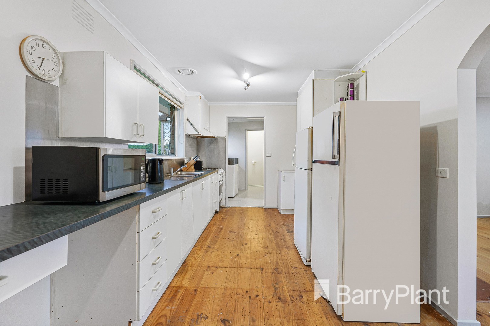 8 Yan Yean PlaceSt Albans, VIC 3021, St Albans - Thumbnail 4