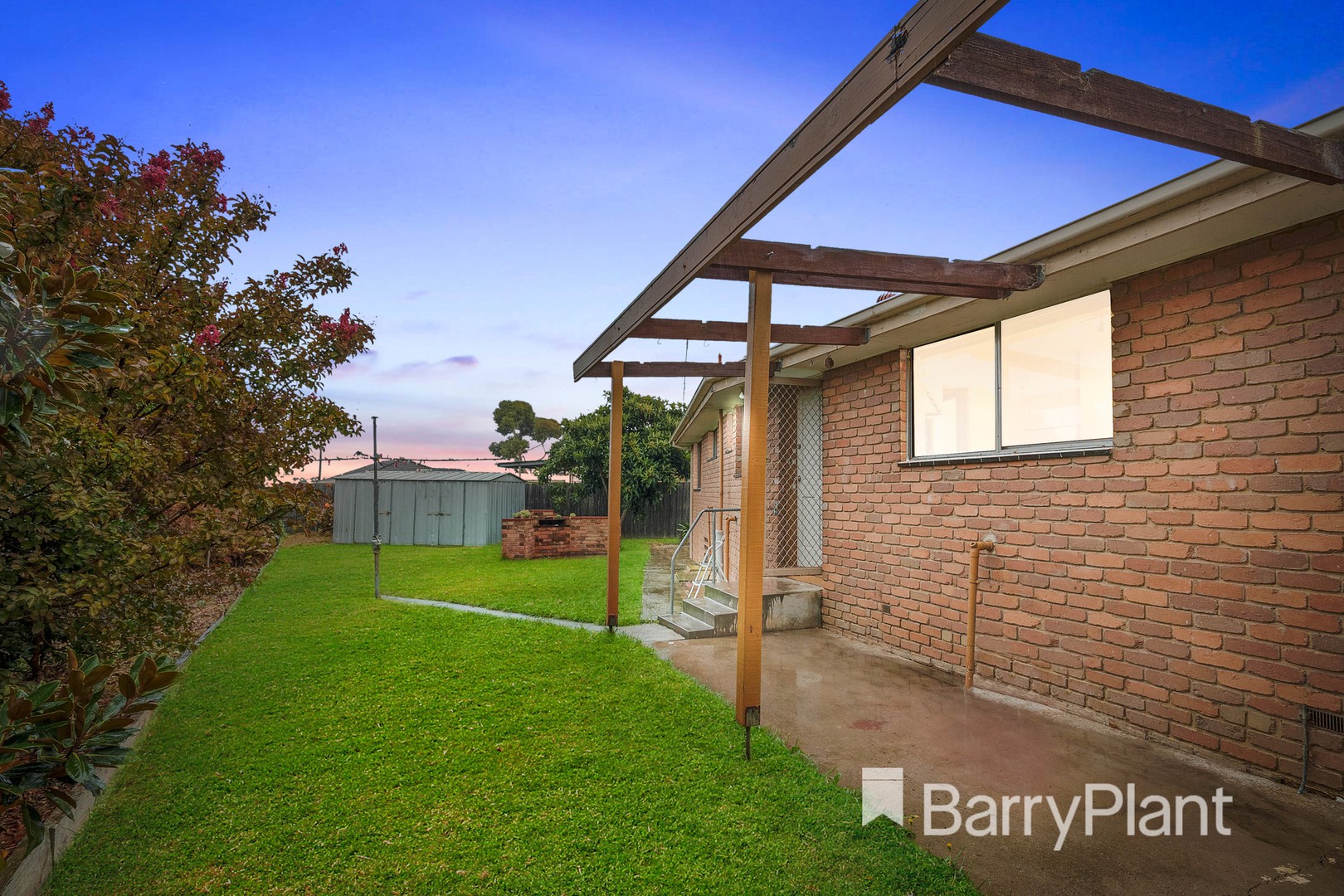 8 Yan Yean PlaceSt Albans, VIC 3021, St Albans - Thumbnail 8