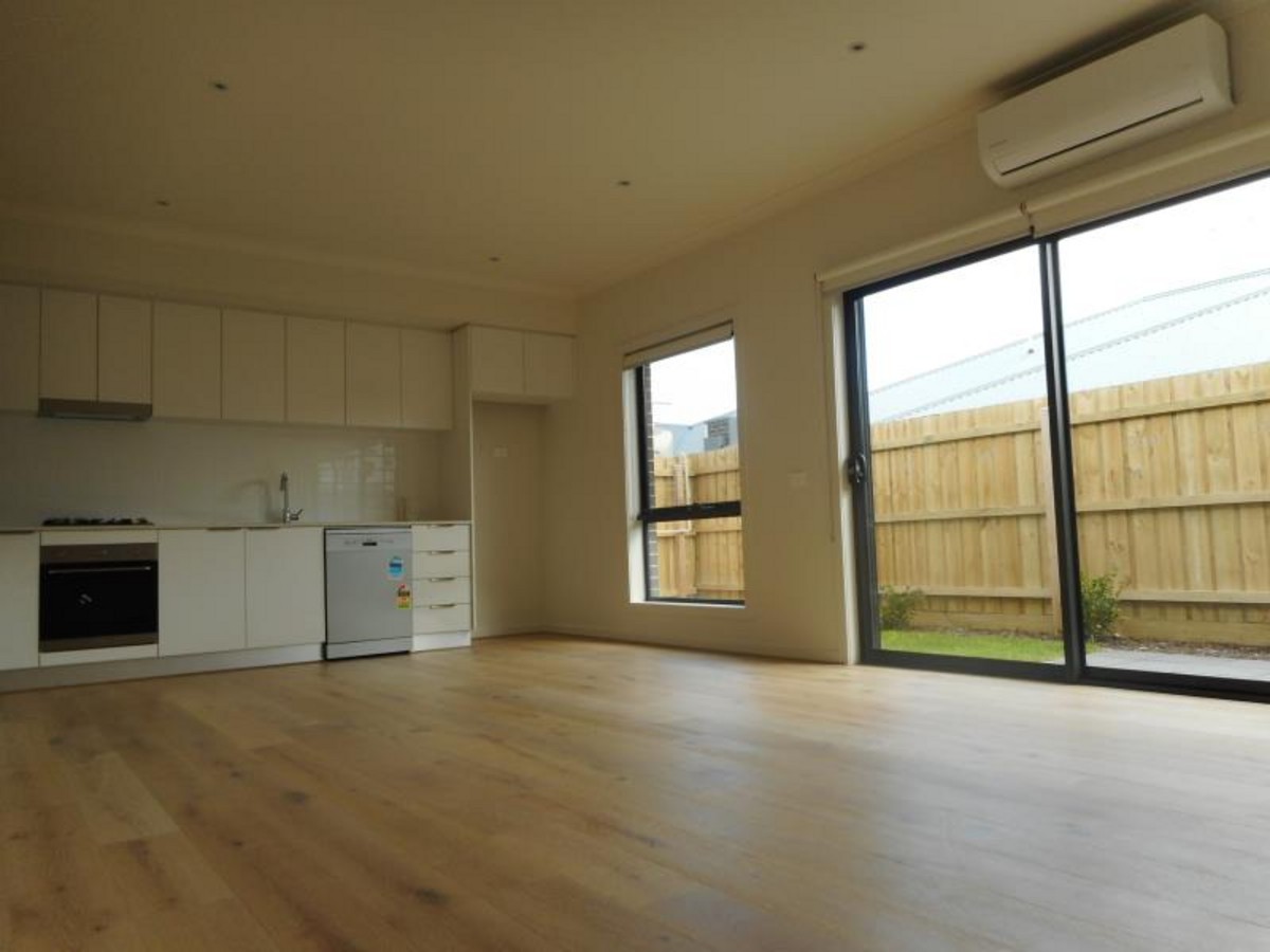 7 Manson Lane, Mount Martha, VIC 3934 - Thumbnail 2 - 24/03/2021