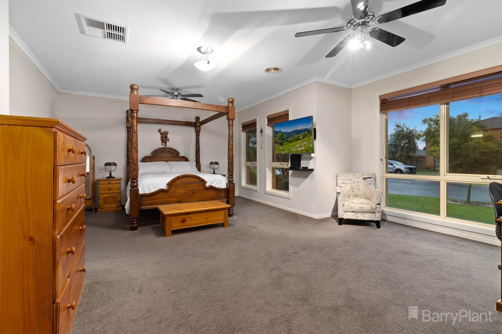 27 Tuileries RiseNarre Warren South, VIC 3805, Narre Warren South - Thumbnail 2