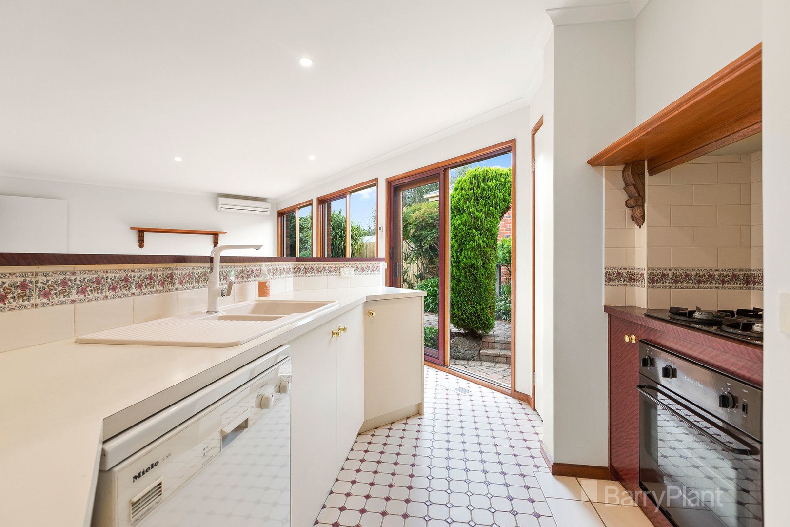 1 Attunga CourtBerwick, VIC 3806, Berwick - Thumbnail 7