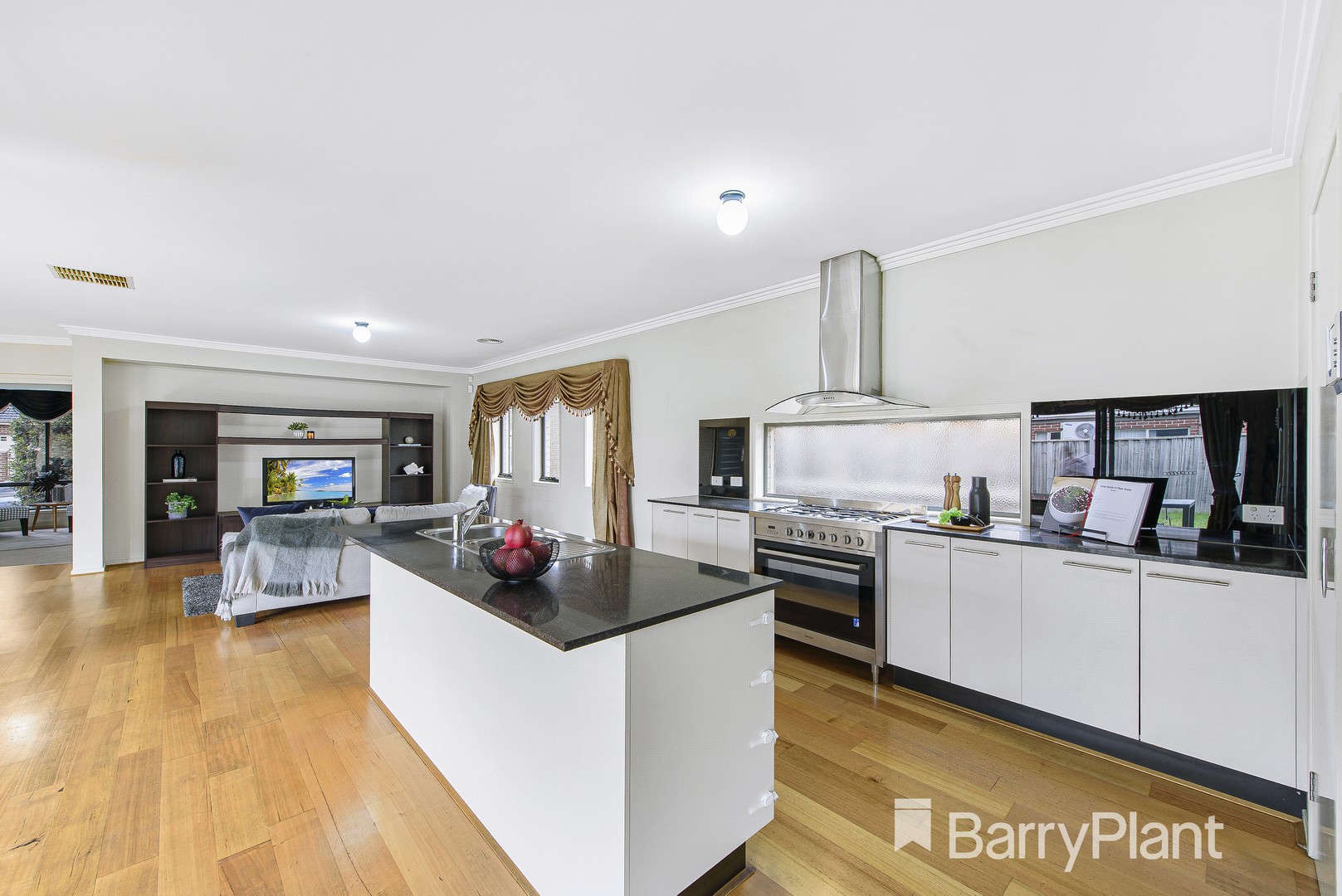 11 Muirfield StreetDeer Park, VIC 3023, Deer Park - Thumbnail 4