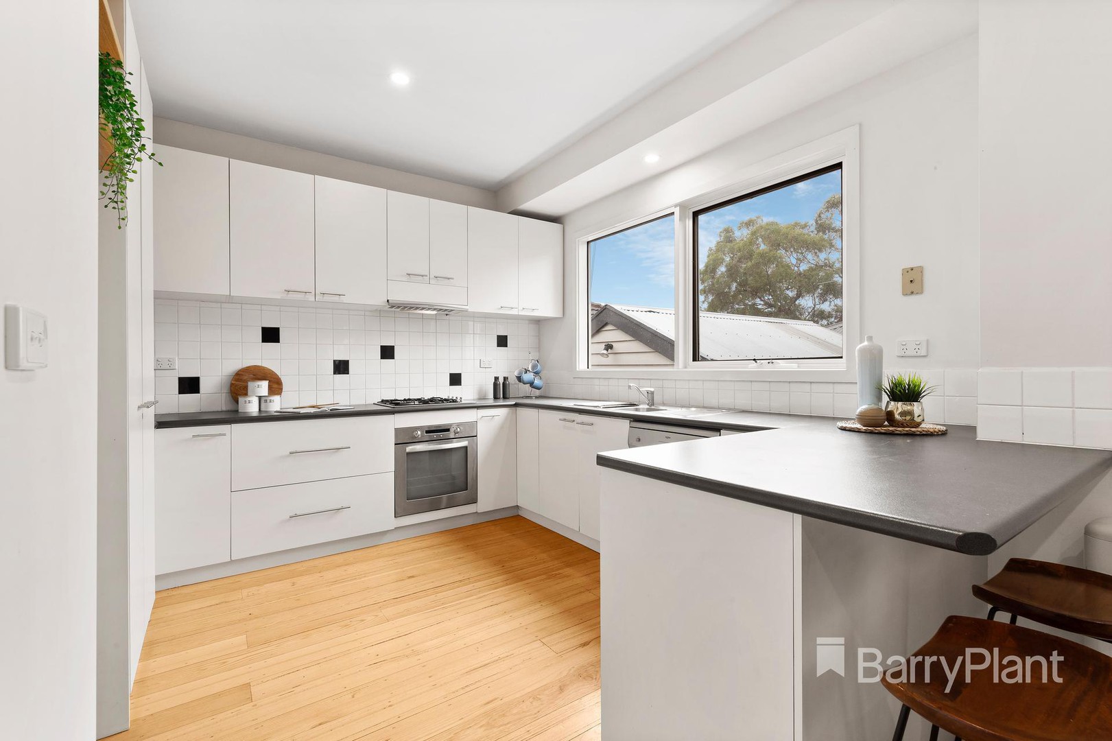 27 Coventry StreetMontmorency, VIC 3094, Montmorency - Thumbnail 3