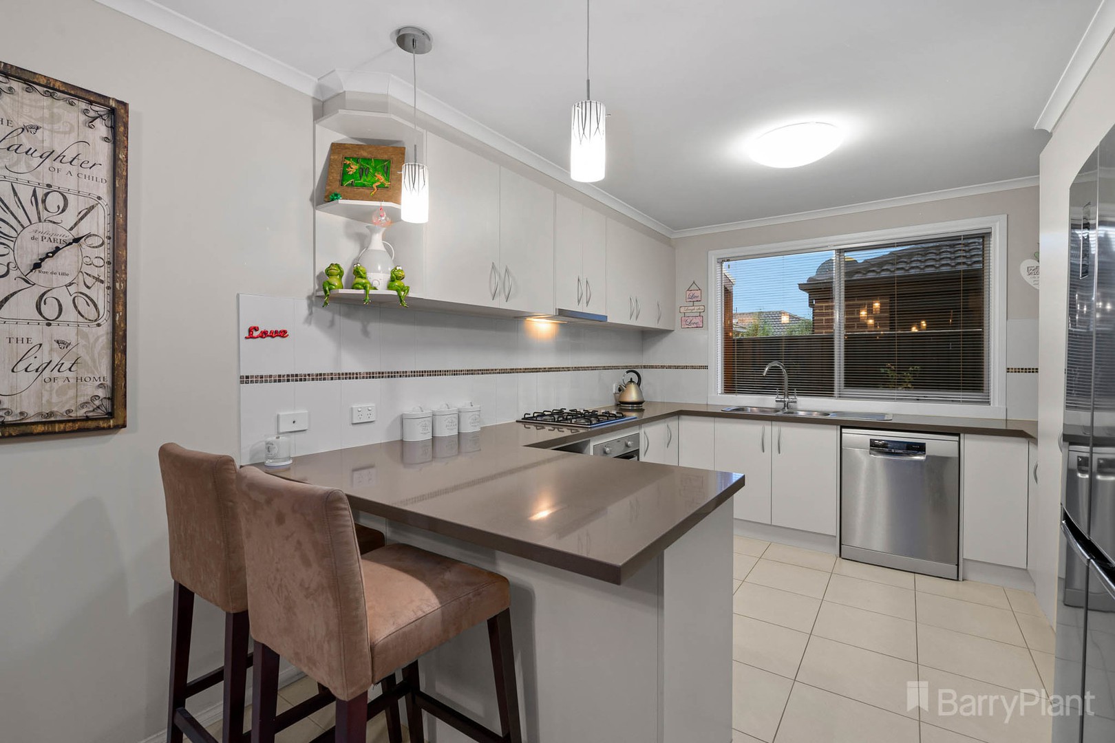 43 Vanessa CircuitPakenham, VIC 3810, Pakenham - Thumbnail 2