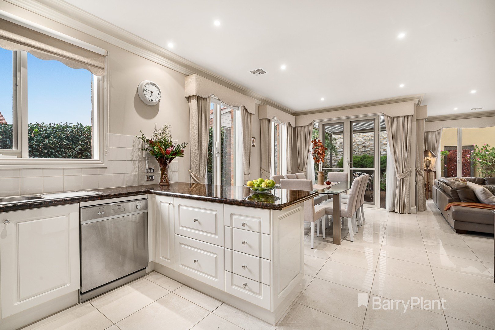5 Mont Close, Doncaster East, VIC 3109, Doncaster East - Thumbnail 3